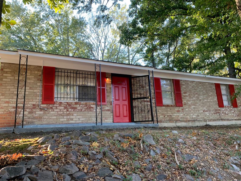 3025 Sprucewood Drive